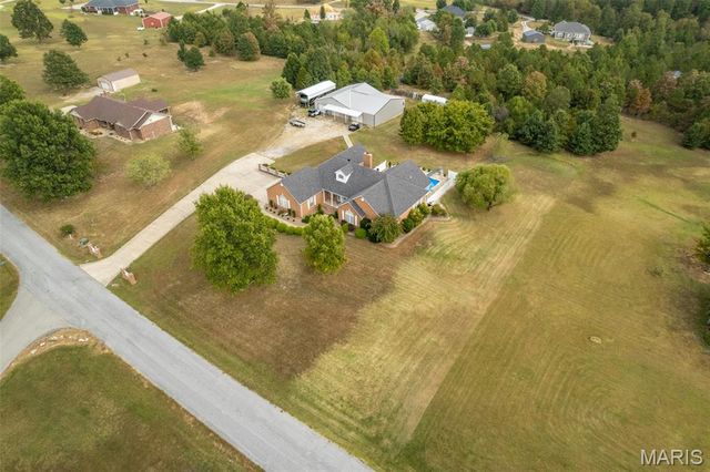 14108 Lynn Road, Poplar Bluff, MO 63901