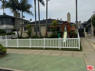 944 21st Street C, Santa Monica, CA 90403