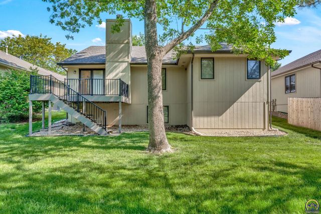 5973 SW 31st St, Topeka, KS 66614