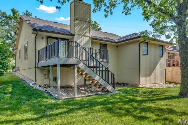 5973 SW 31st St, Topeka, KS 66614