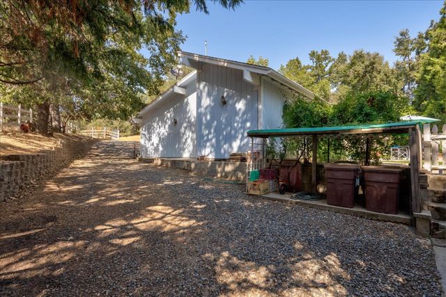 58467 Road 601, Ahwahnee, CA 93601