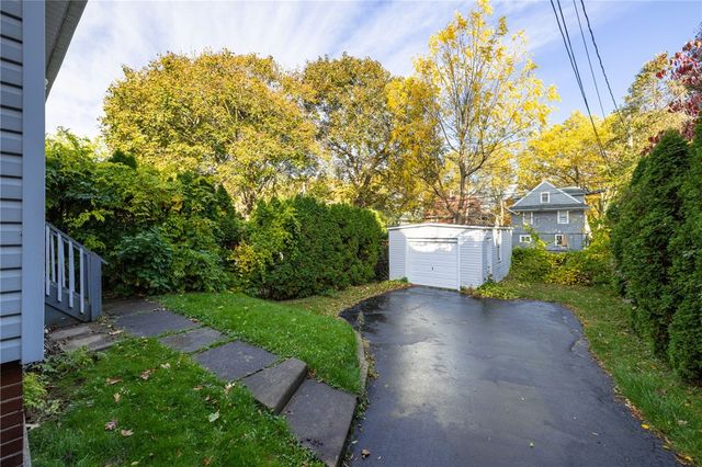 174 Alameda Street, Rochester, NY 14613