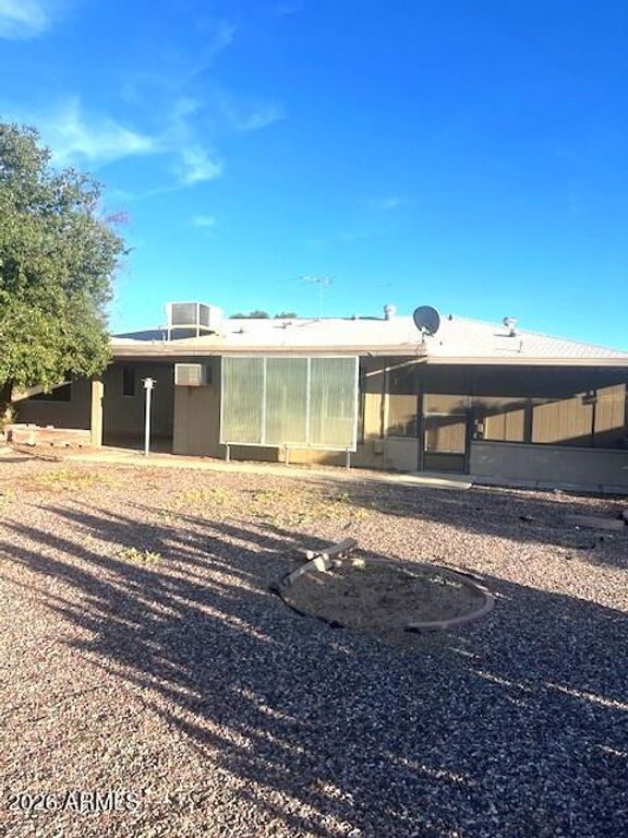 Image 20 of property listing at 12806 N SUN VALLEY Drive, Sun City, AZ 85351