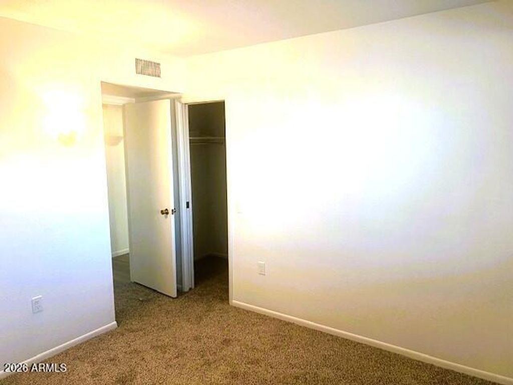 Image 9 of property listing at 12806 N SUN VALLEY Drive, Sun City, AZ 85351
