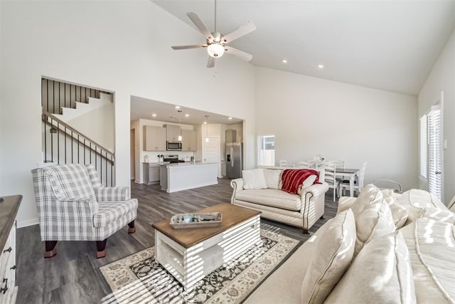 2630 Wastelbread Lane, Rosenberg, TX 77471