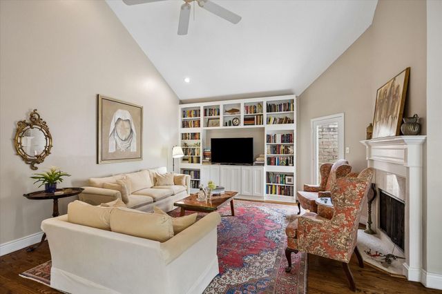 9606 Bayou Brook Street, Houston, TX 77063