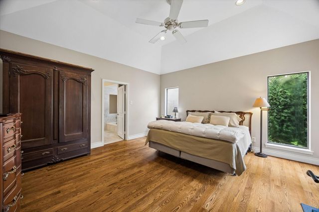 9606 Bayou Brook Street, Houston, TX 77063