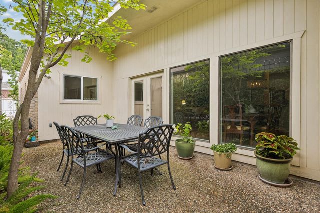 9606 Bayou Brook Street, Houston, TX 77063