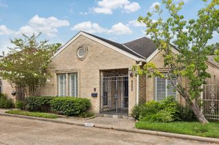 9606 Bayou Brook Street, Houston, TX 77063