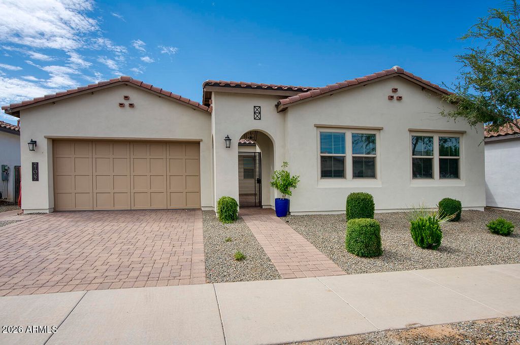 21067 E SEAGULL Drive, Queen Creek, AZ 85142