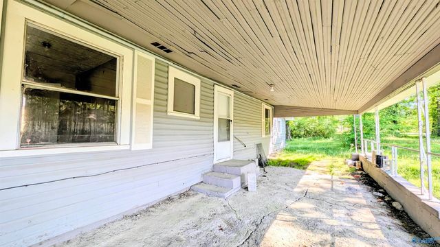 2702 Hickory Street, Gadsden, AL 35904