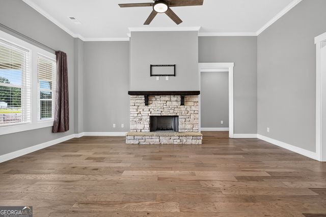 155 Graceton Farms Drive, Senoia, GA 30276