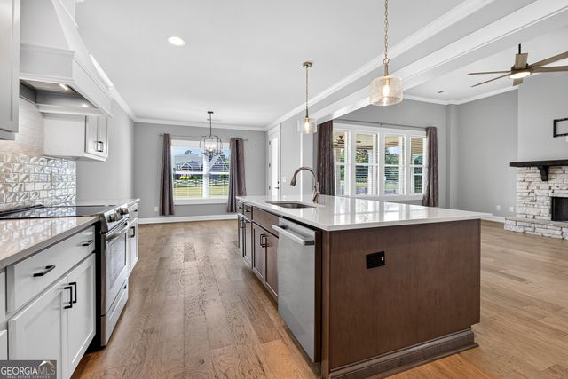 155 Graceton Farms Drive, Senoia, GA 30276