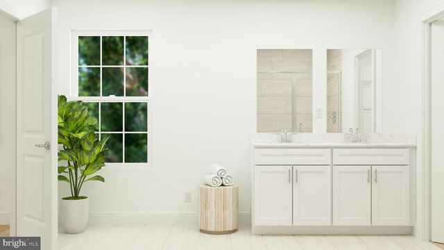 6 RED BARN LN, Bordentown, NJ 08505