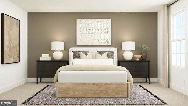 6 RED BARN LN, Bordentown, NJ 08505