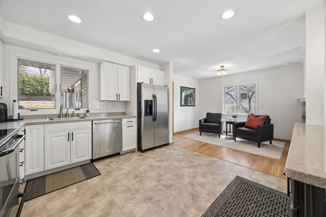 5717 Dale Avenue, Edina, MN 55436