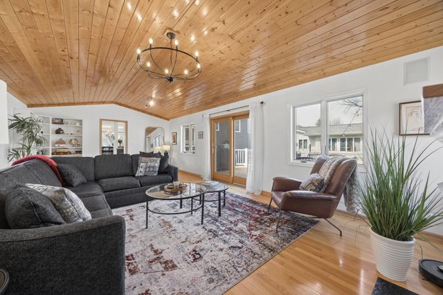 5717 Dale Avenue, Edina, MN 55436