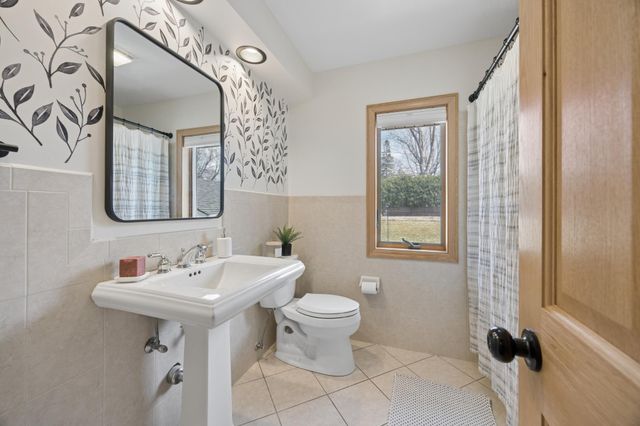 5717 Dale Avenue, Edina, MN 55436