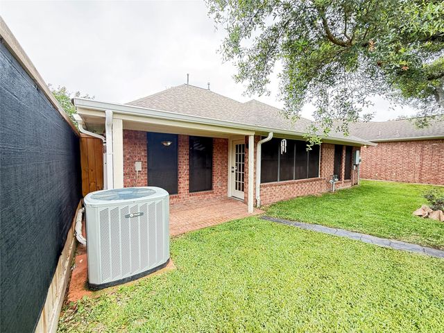 4819 Julia Court, Pasadena, TX 77505