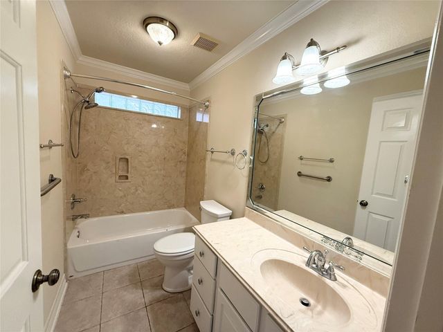 4819 Julia Court, Pasadena, TX 77505