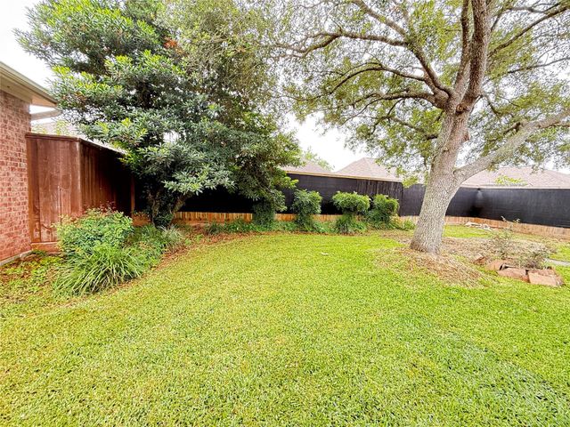 4819 Julia Court, Pasadena, TX 77505