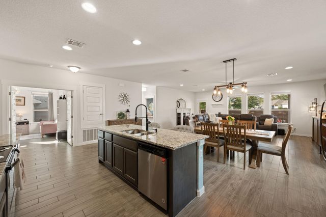 205 Trellis BLVD, Leander, TX 78641