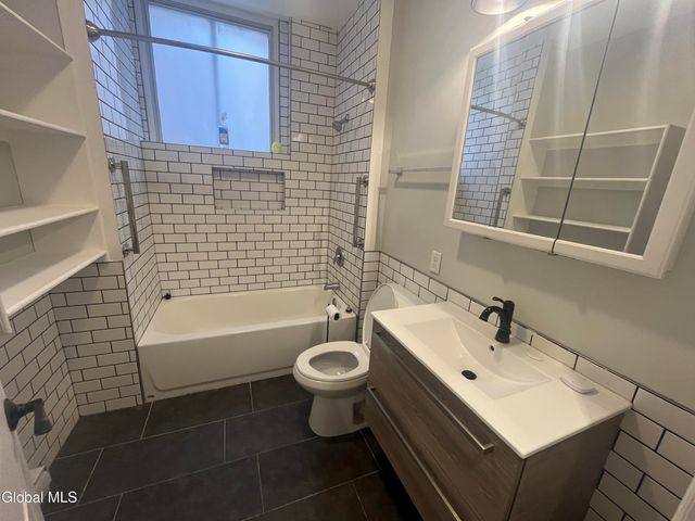 37 Maiden Lane 4B, Albany, NY 12207