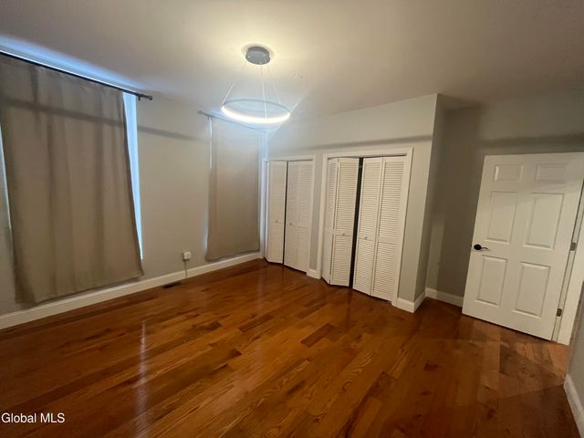 37 Maiden Lane 4B, Albany, NY 12207