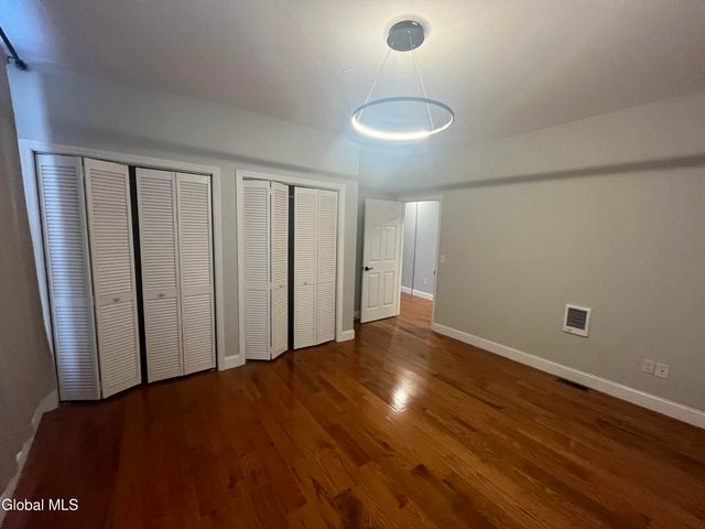 37 Maiden Lane 4B, Albany, NY 12207