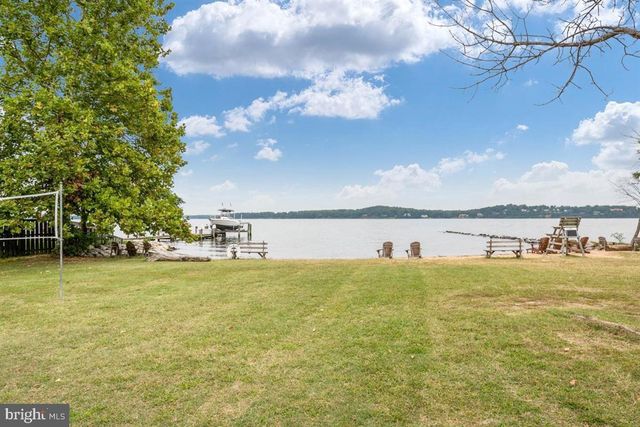 976 SHORE ACRES RD, Arnold, MD 21012