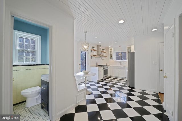 3729 CARPENTER ST SE, Washington, DC 20020