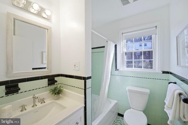 3729 CARPENTER ST SE, Washington, DC 20020