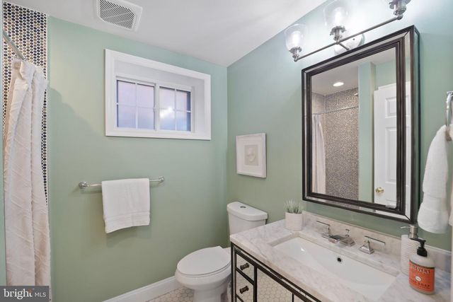 3729 CARPENTER ST SE, Washington, DC 20020