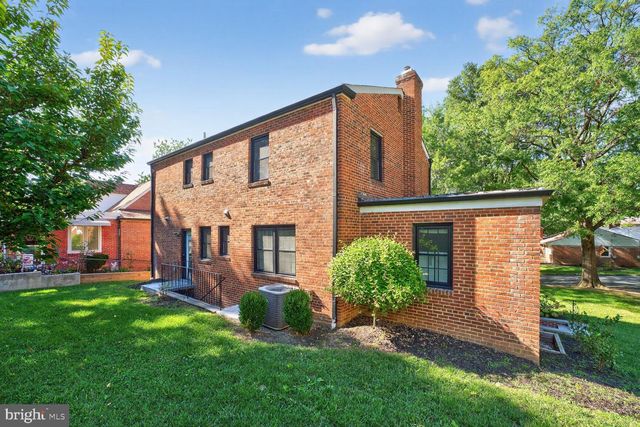 3729 CARPENTER ST SE, Washington, DC 20020