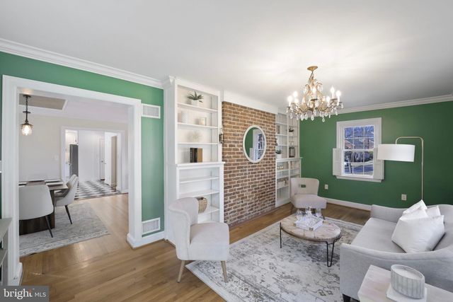 3729 CARPENTER ST SE, Washington, DC 20020