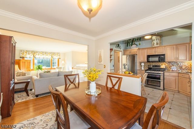 3 Springdale Rd, West Caldwell Twp., NJ 07006