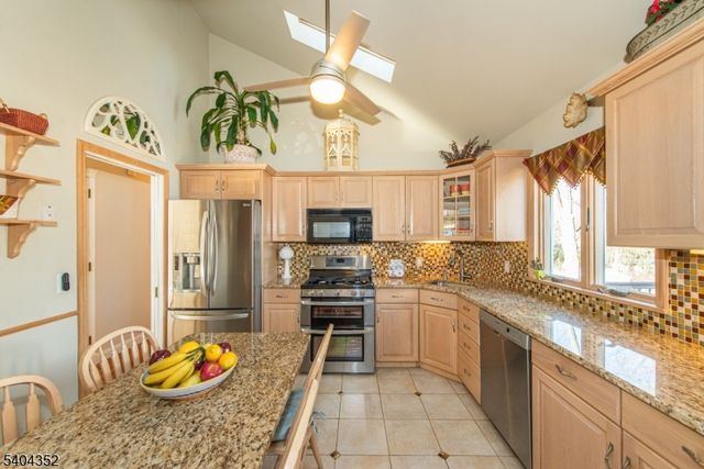 3 Springdale Rd, West Caldwell Twp., NJ 07006