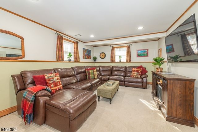 3 Springdale Rd, West Caldwell Twp., NJ 07006