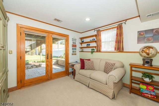 3 Springdale Rd, West Caldwell Twp., NJ 07006