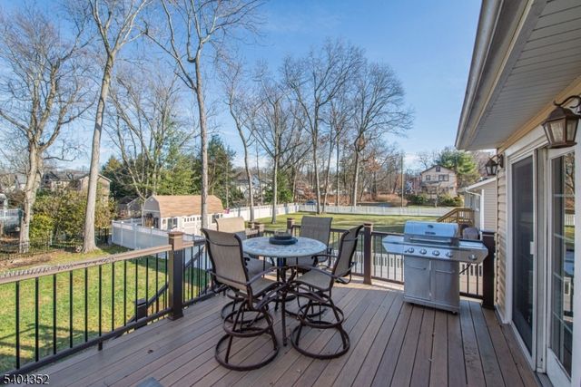 3 Springdale Rd, West Caldwell Twp., NJ 07006