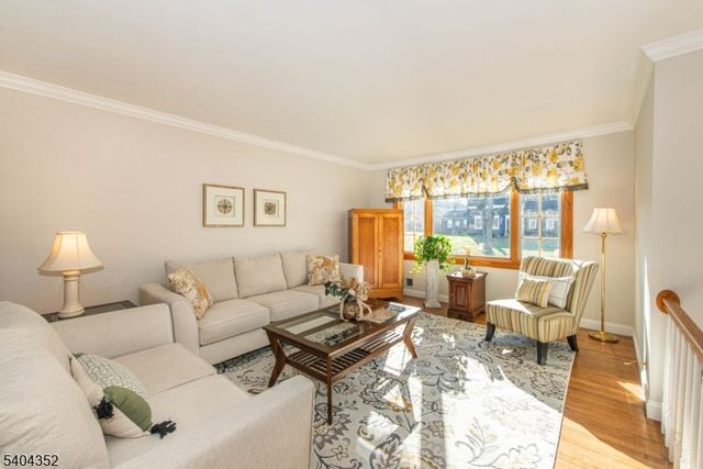 3 Springdale Rd, West Caldwell Twp., NJ 07006