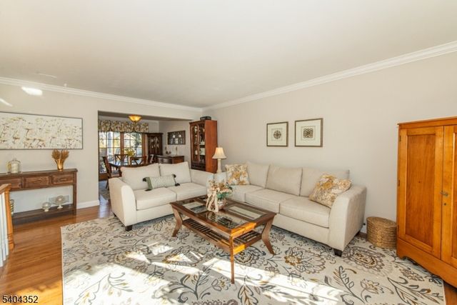 3 Springdale Rd, West Caldwell Twp., NJ 07006