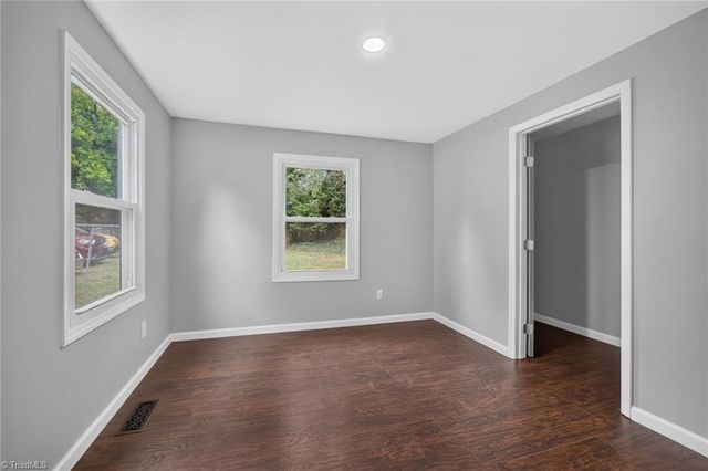 1569 Lovett Street, Greensboro, NC 27403
