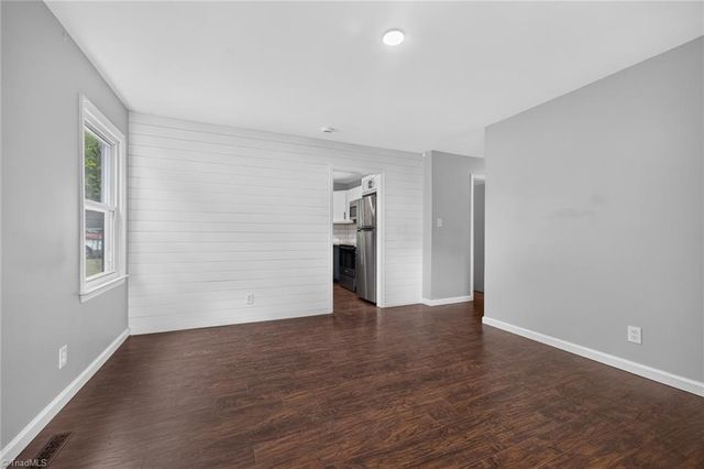 1569 Lovett Street, Greensboro, NC 27403