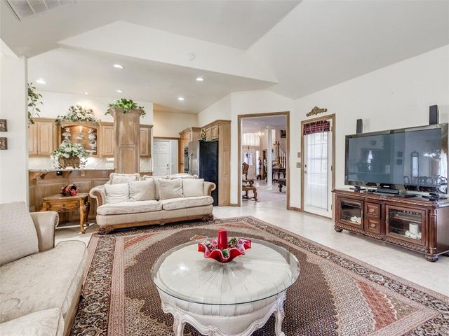 11408 Brockton Place, Oklahoma City, OK 73162