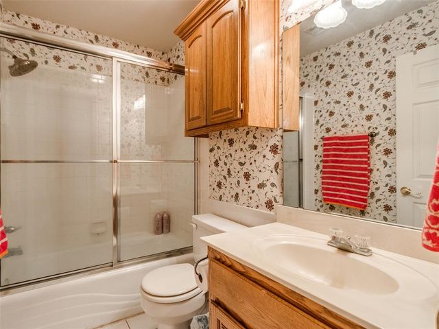 11408 Brockton Place, Oklahoma City, OK 73162