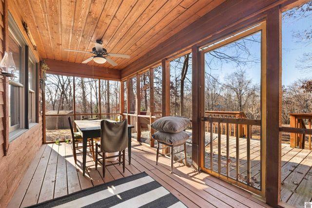 3517 Barge Island Rd., Benton, KY 42025