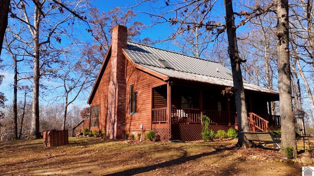 3517 Barge Island Rd., Benton, KY 42025