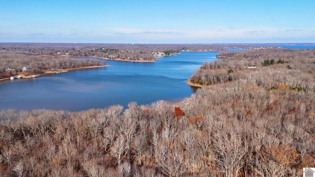 3517 Barge Island Rd., Benton, KY 42025