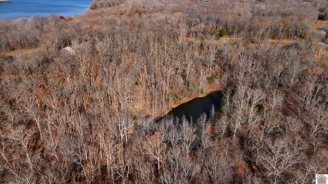 3517 Barge Island Rd., Benton, KY 42025